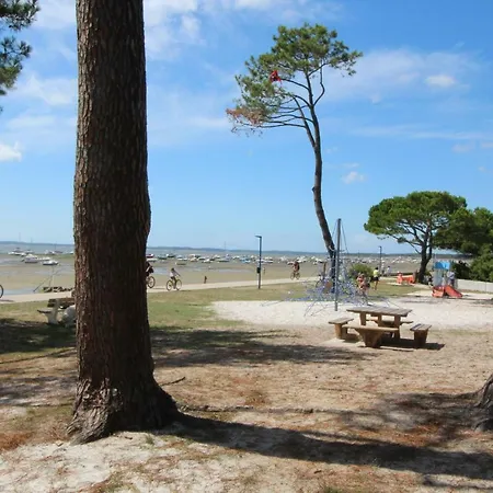 Prázdninový dům Agreable 6 Personnes A Deux Pas De La Plage Ares